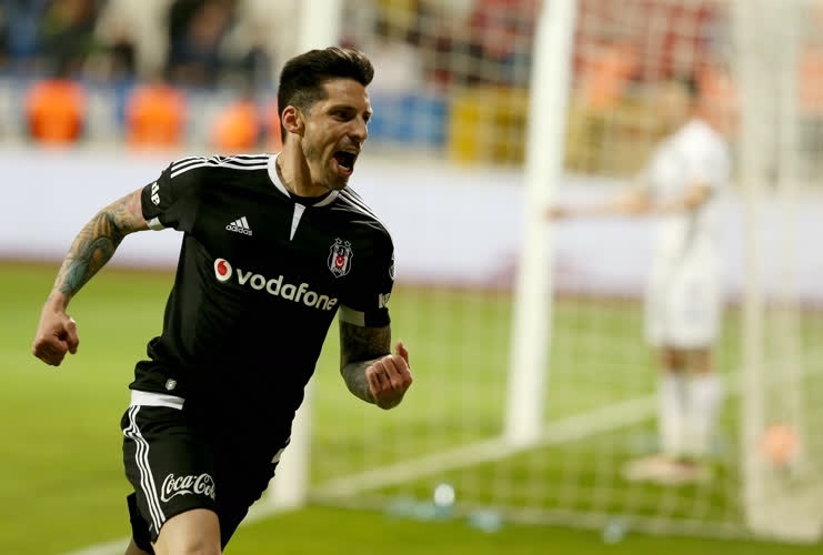 Süper Lig'de daha önce Beşiktaş forması giymiş 18 isim - Görsel 10