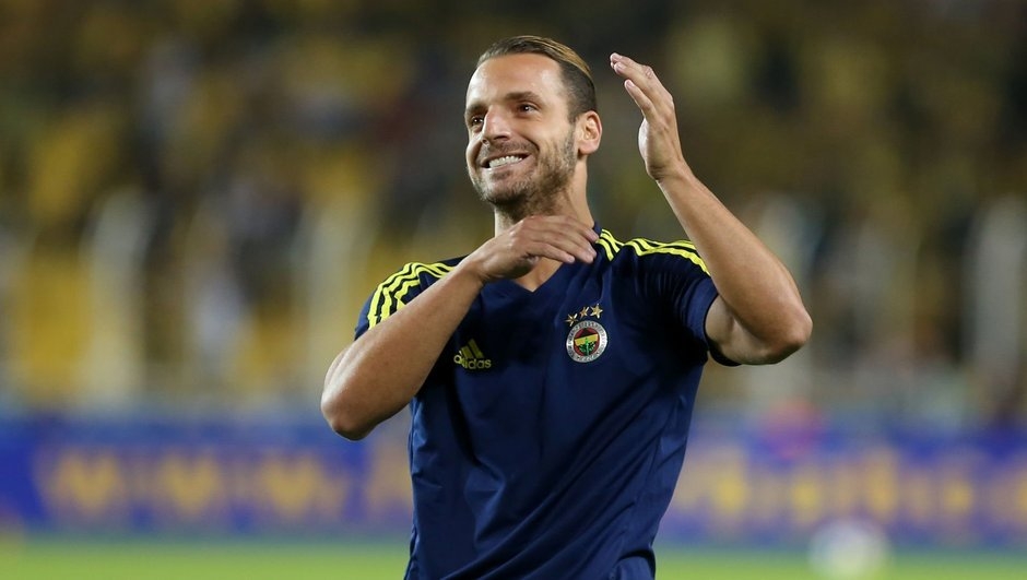 Fenerbahçe-Beşiktaş derbisinde ilk kez forma giyecek futbolcular - Görsel 12