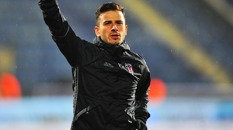 6 yıl sonra Milli Takım'a dönen Babel, Şenol Güneş'in yeniden yarattığı - Görsel 8