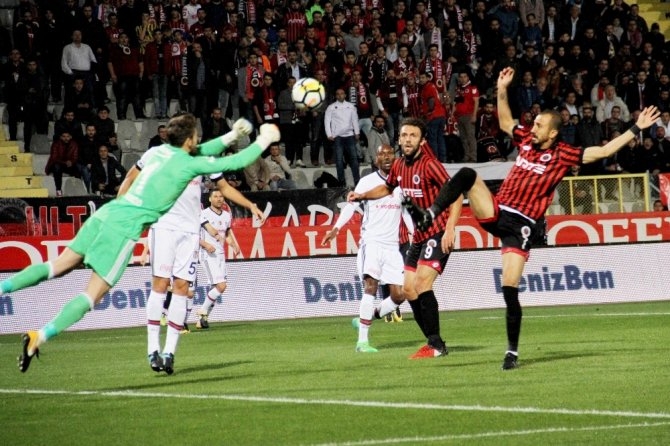 Beşiktaş'ta düşüşün 8 nedeni! - Görsel 6