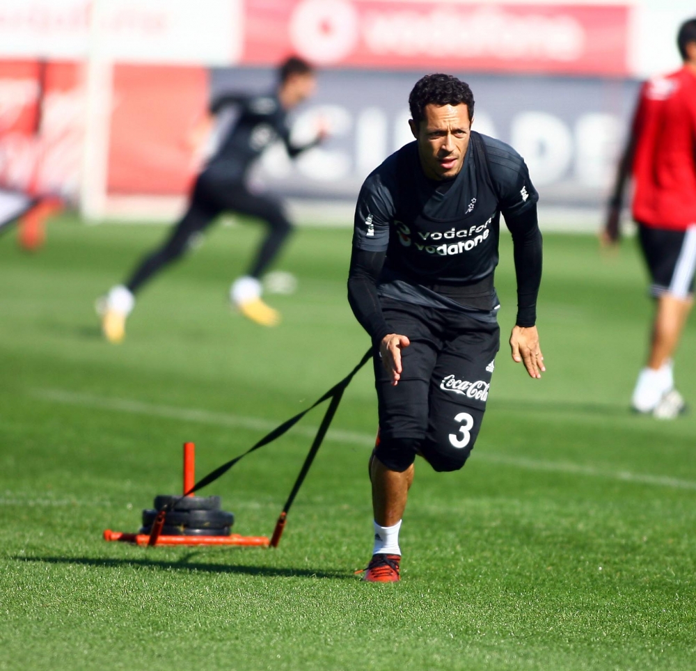 Beşiktaş'ta neşeli idman! İşte antrenmandan kareler... - Görsel 11