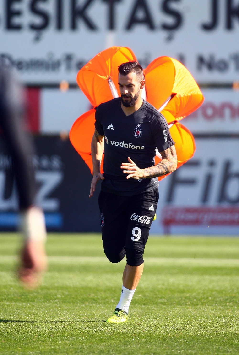Beşiktaş'ta neşeli idman! İşte antrenmandan kareler... - Görsel 19