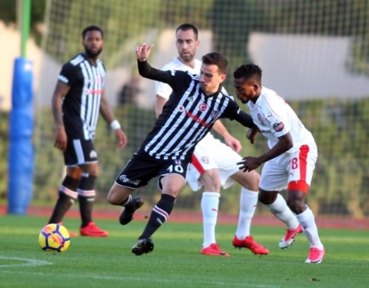 Beşiktaş Skenderbeu ile hazırlık maçında karşılaştı - Görsel 5