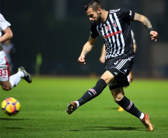 Beşiktaş Skenderbeu ile hazırlık maçında karşılaştı - Görsel 9