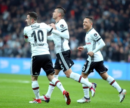 Beşiktaş - Karabükspor maçı hakkında yazılmış 13 köşe yazısı - Görsel 3
