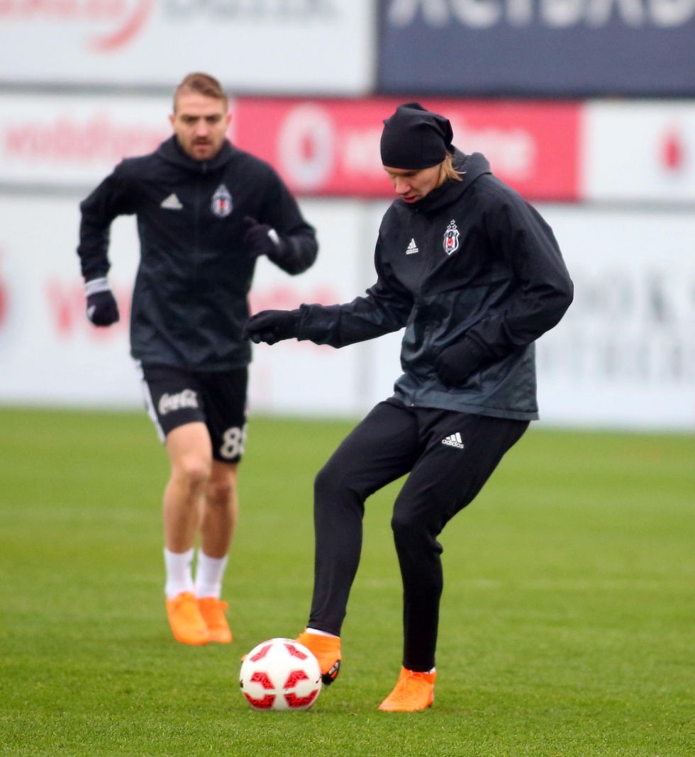 Beşiktaş, Fenerbahçe maçına hazırlanıyor! İşte antrenmandan kareler - Görsel 13