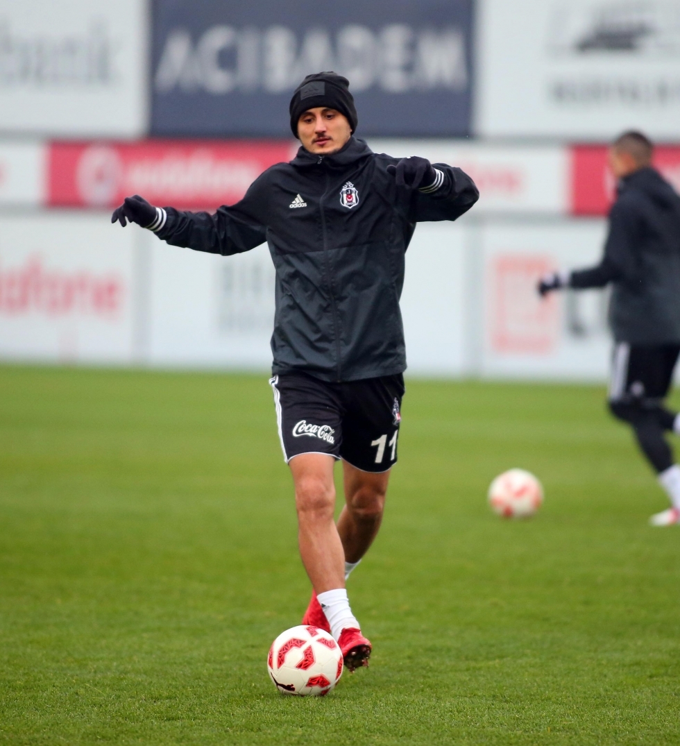 Beşiktaş, Fenerbahçe maçına hazırlanıyor! İşte antrenmandan kareler - Görsel 15