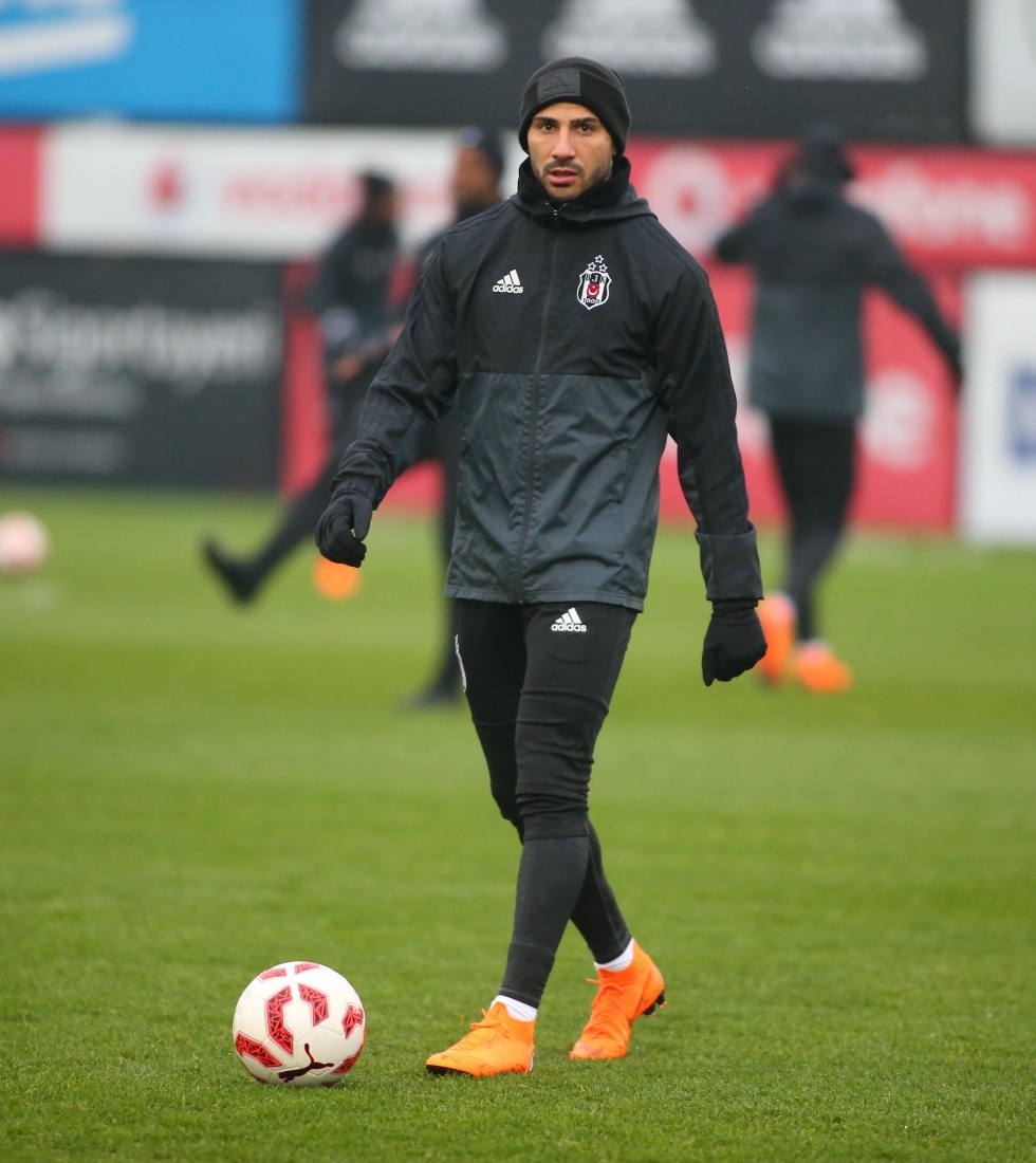 Beşiktaş, Fenerbahçe maçına hazırlanıyor! İşte antrenmandan kareler - Görsel 17