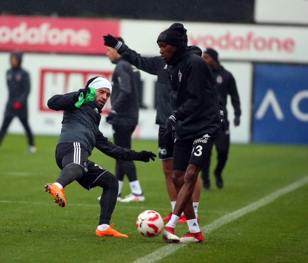 Beşiktaş, Fenerbahçe maçına hazırlanıyor! İşte antrenmandan kareler - Görsel 3
