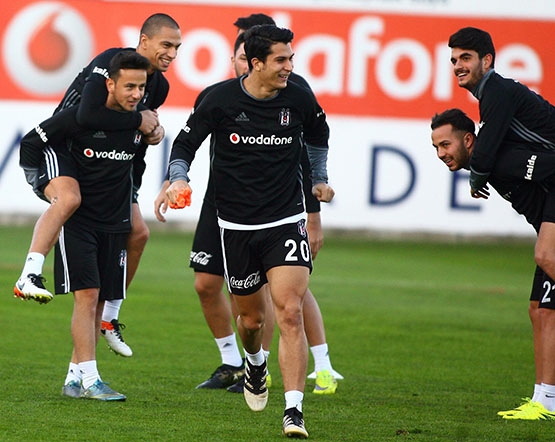 Beşiktaş akşam antrenmanından kareler - Görsel 6