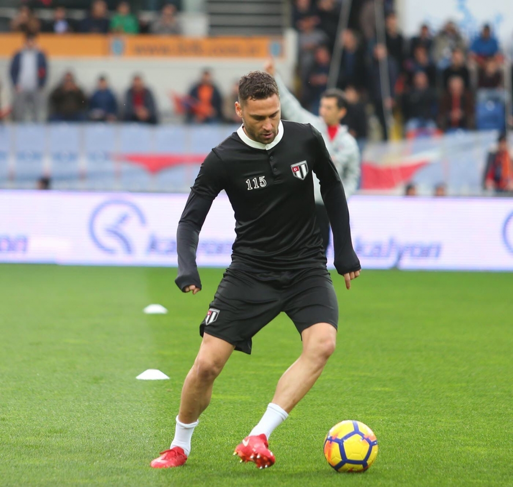 Beşiktaş 115. yıl formasıyla sahada! - Görsel 3