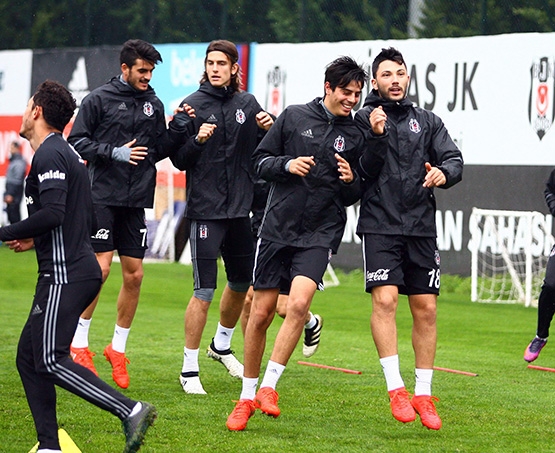Adanaspor mesaisi sürüyor - Görsel 16