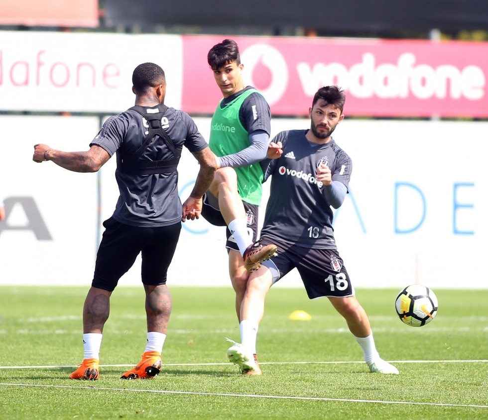 Beşiktaş,Akhisarspor deplasmanına hazırlanıyor! İşte antrenmandan neşeli görüntüler - Görsel 9