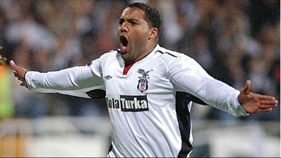 Beşiktaş formasıyla ilk maçında gol atan forvetler - Görsel 3