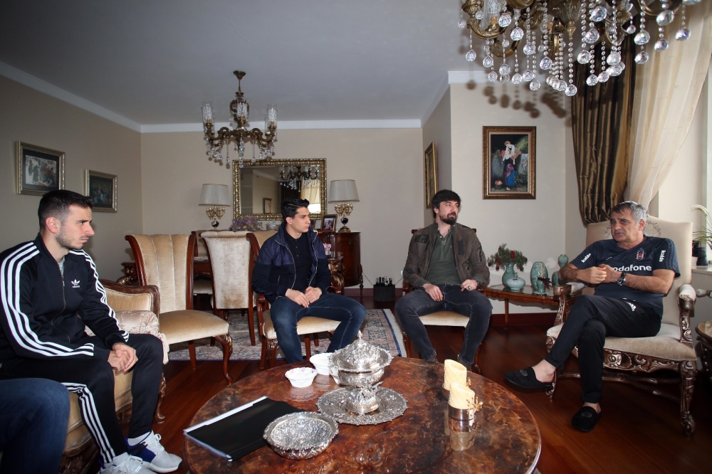 Kaptanlar, Şenol Güneş'i evinde ziyaret ettiler! - Görsel 5