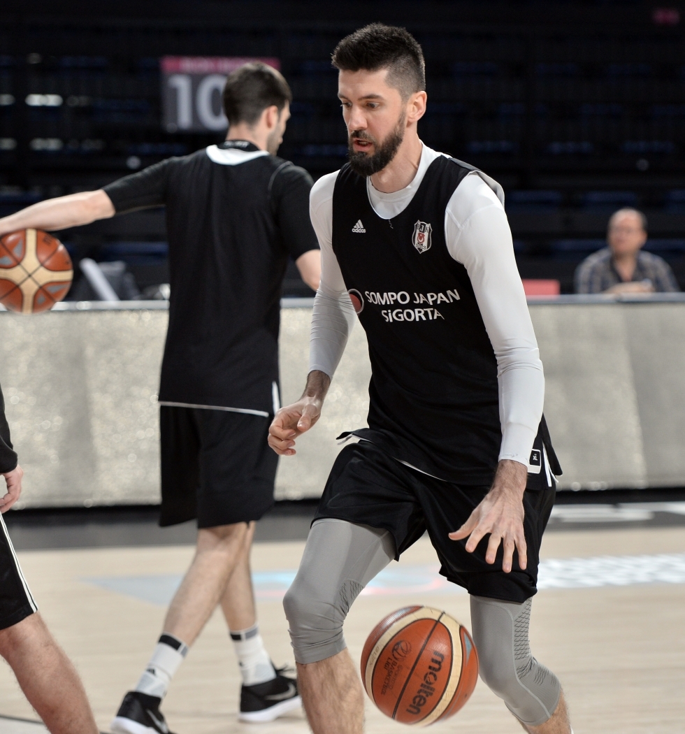 Beşiktaş Sompo Japan derbi hazırlıklarını tamamladı. İşte antrenmandan kareler - Görsel 8