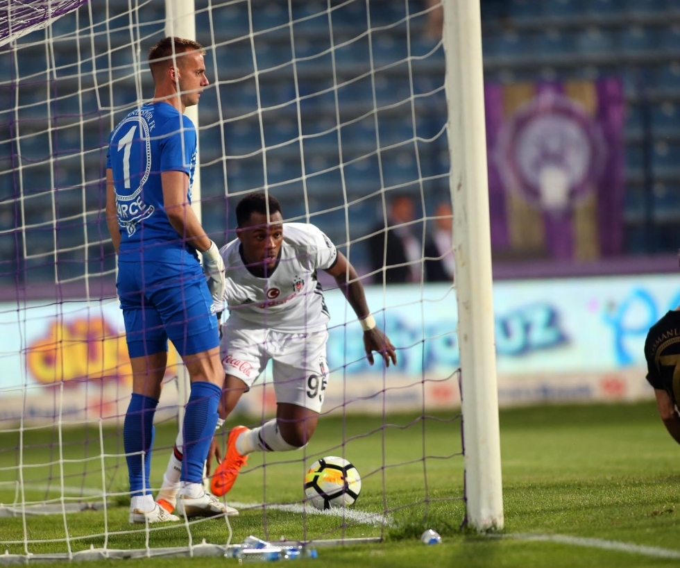 Osmanlıspor - Beşiktaş karşılaşmasından kareler - Görsel 37
