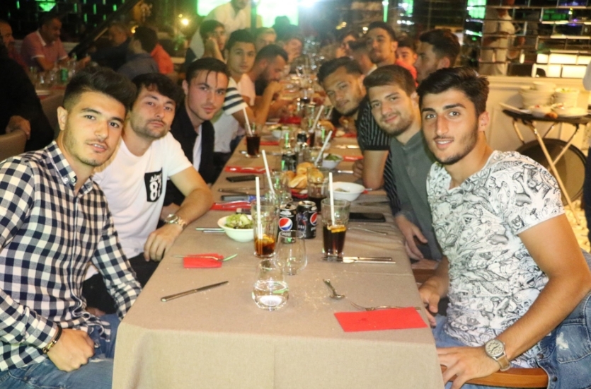 Beşiktaş U21 Takımının şampiyonluk yemeği gerçekleştirildi! - Görsel 3