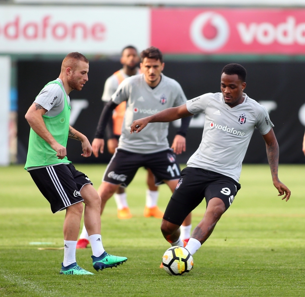 Beşiktaş, Sivasspor maçının hazırlıklarına başladı! İşte antrenmandan kareler - Görsel 13