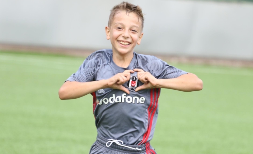 İşte Beşiktaş U-10 Takımı'nın şampiyonluk sevinci - Görsel 2