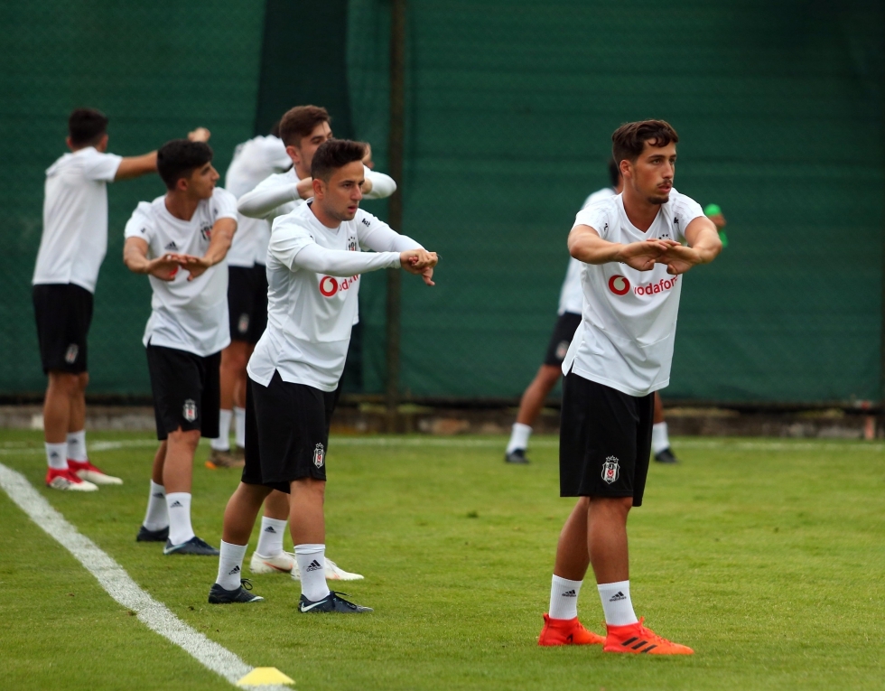 Beşiktaş yeni sezon hazırlıklarını sürdürüyor! İşte antrenmandan kareler... - Görsel 2