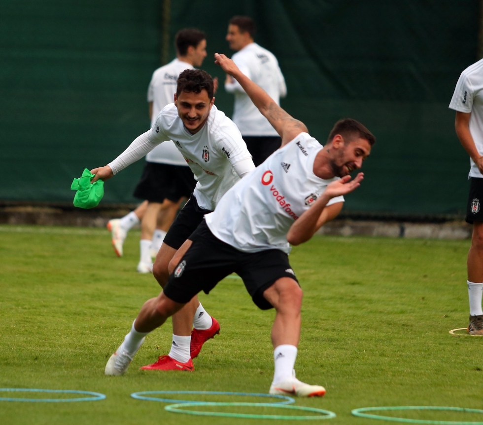 Beşiktaş yeni sezon hazırlıklarını sürdürüyor! İşte antrenmandan kareler... - Görsel 4