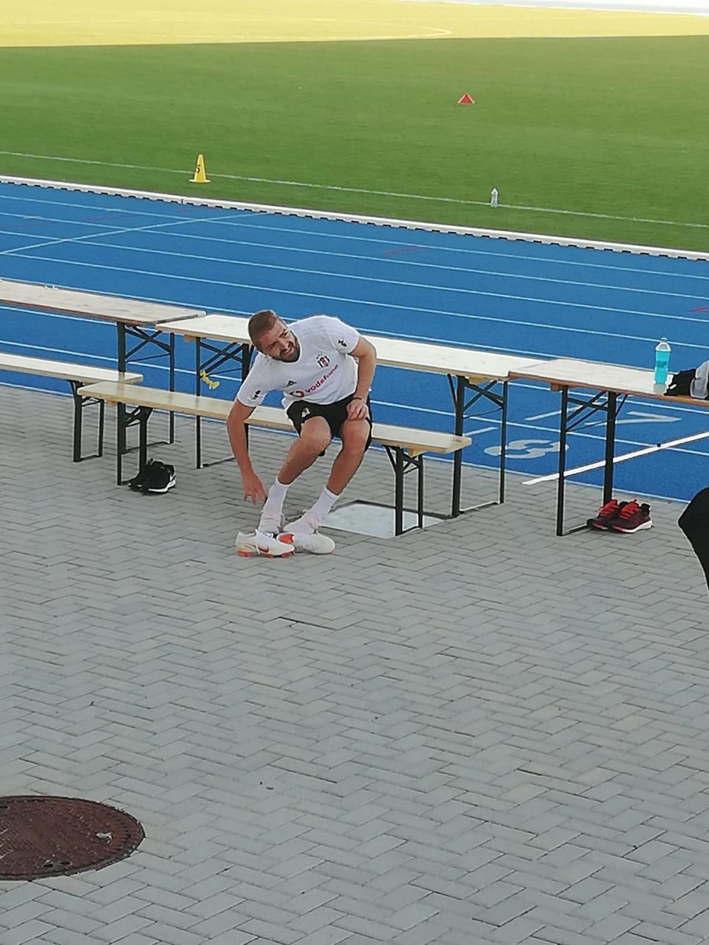 Beşiktaş, Slovakya’daki ilk antrenmanını yaptı! İşte Slovakya'dan kareler - Görsel 6