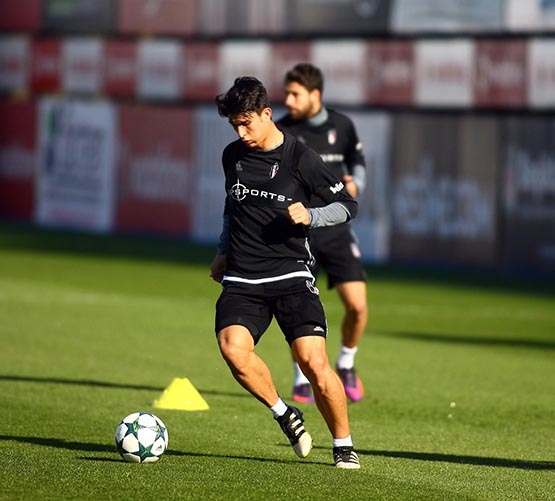 Beşiktaş'ta Benfica maçı hazırlıkları başladı - Görsel 1