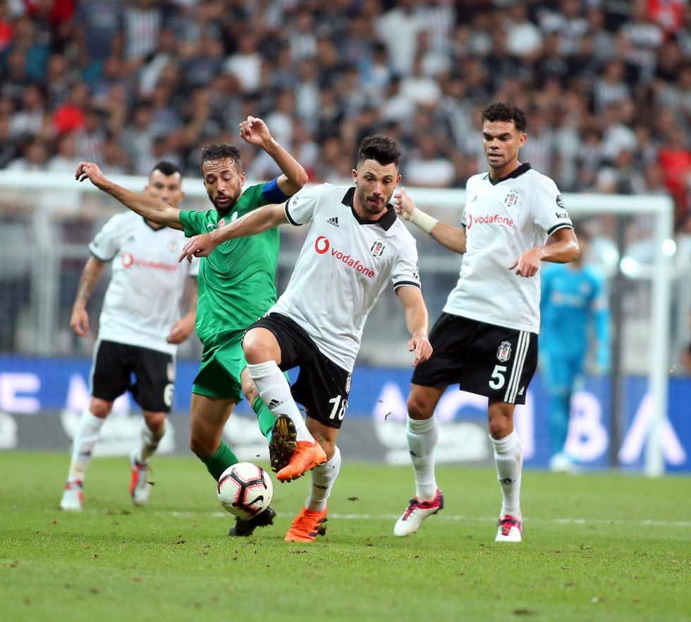 İşte kare kare Babel ve Pepe'nin gol sevinçleri - Görsel 16