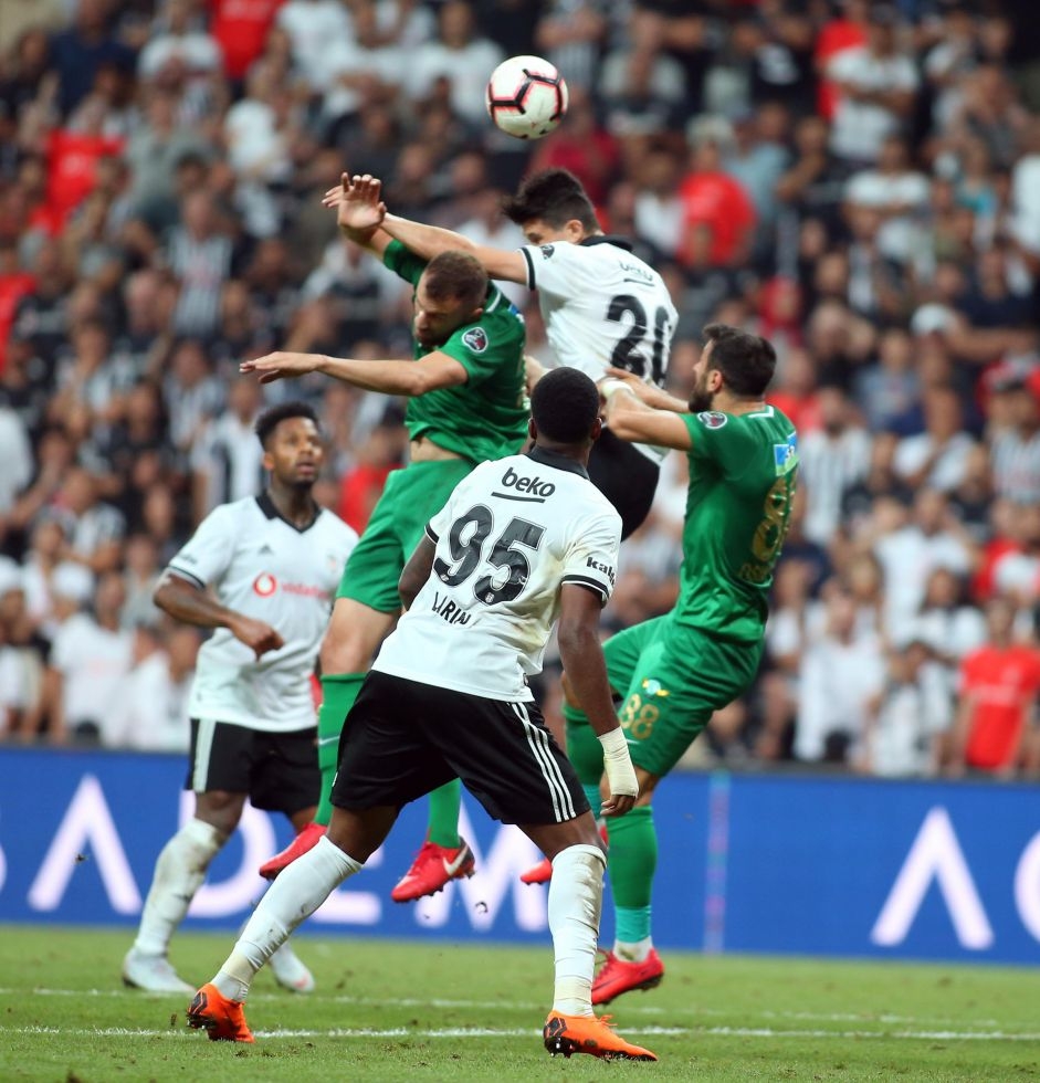 İşte kare kare Babel ve Pepe'nin gol sevinçleri - Görsel 18