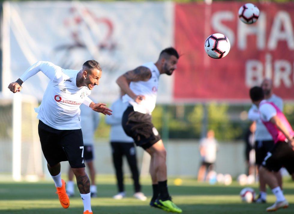 Takımda keyifler yerinde! İşte antrenmandan kareler - Görsel 2