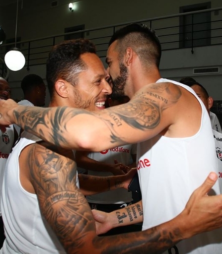 Alvaro Negredo'nun doğum günü kutlandı - Görsel 5