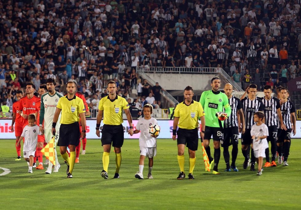 Partizan - Beşiktaş maçının ilk yarısından kareler - Görsel 14