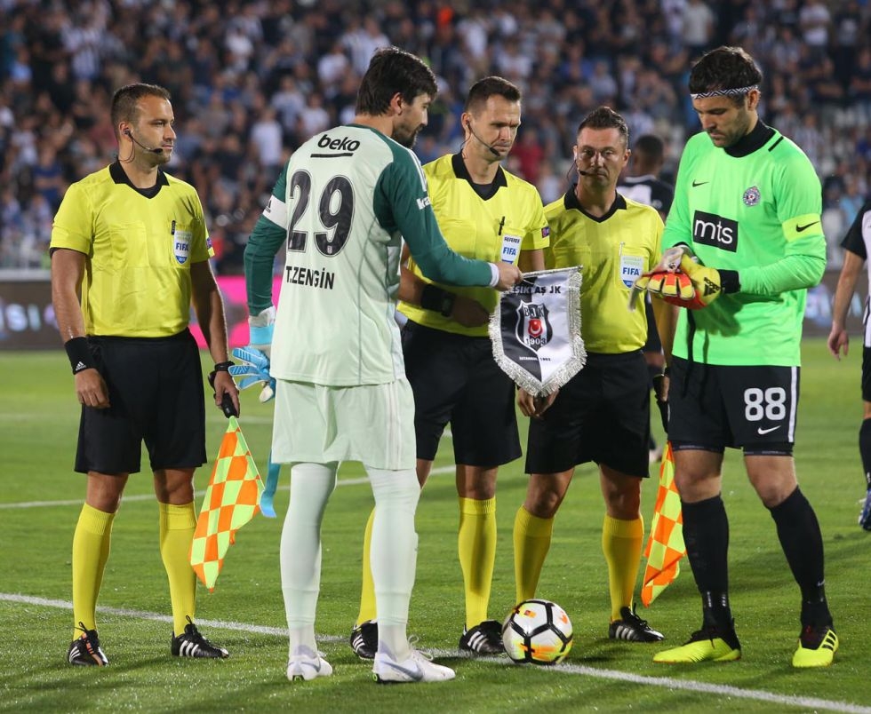 Partizan - Beşiktaş maçının ilk yarısından kareler - Görsel 16