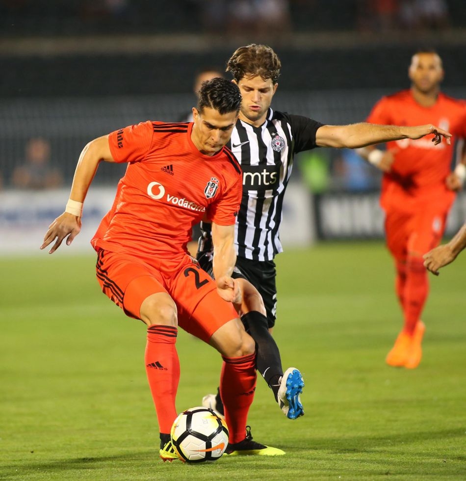 Partizan - Beşiktaş maçının ilk yarısından kareler - Görsel 6