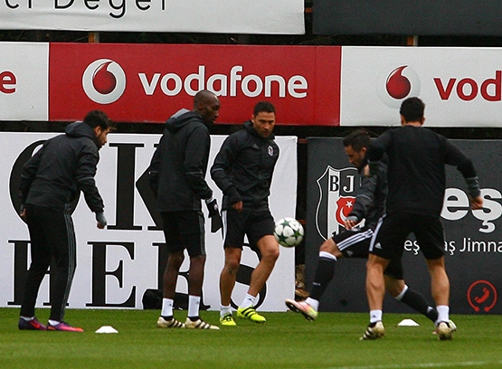 Beşiktaş'ın son antrenmanından kareler - Görsel 3