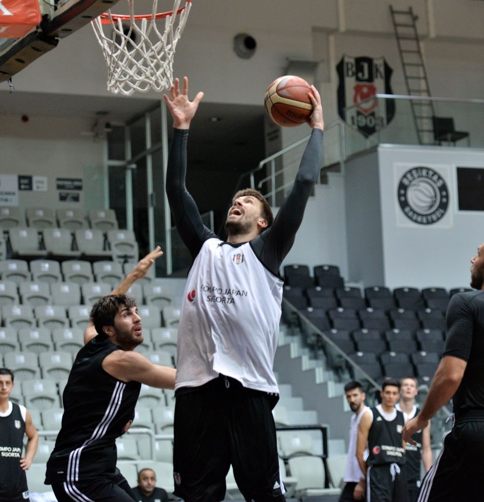 Beşiktaş Sompo Japan antrenmanından kareler - Görsel 10