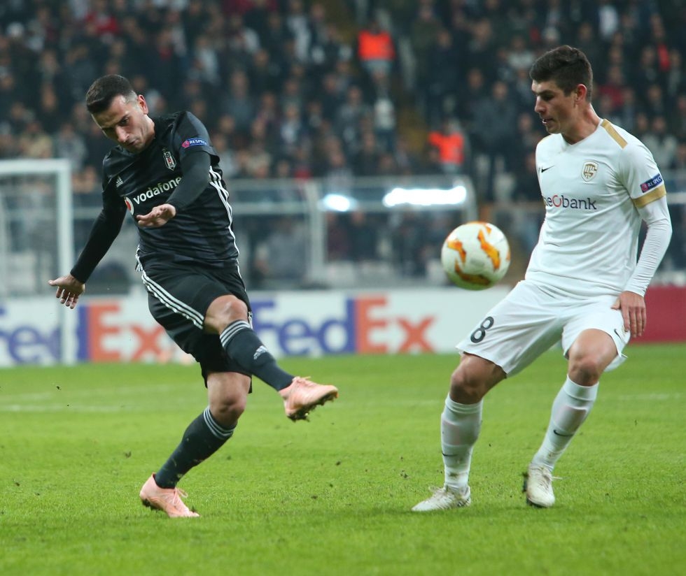 Beşiktaş - Genk maçının ilk yarısından kareler - Görsel 10