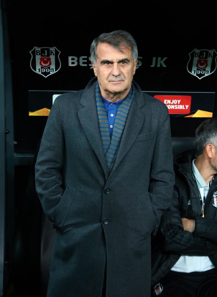 Beşiktaş - Genk maçının ilk yarısından kareler - Görsel 13