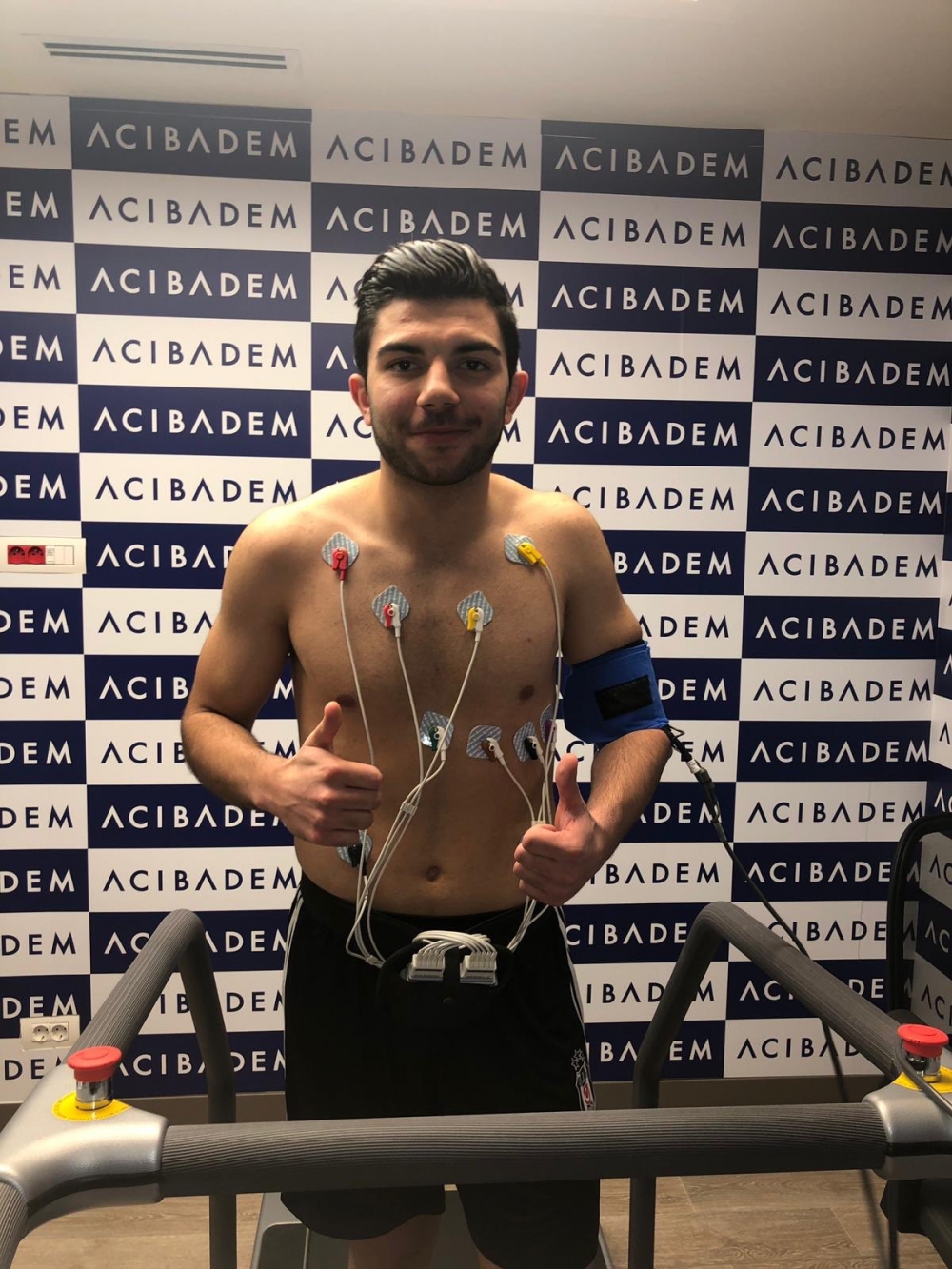 Muhayer Oktay, Beşiktaş'a imza attı - Görsel 6