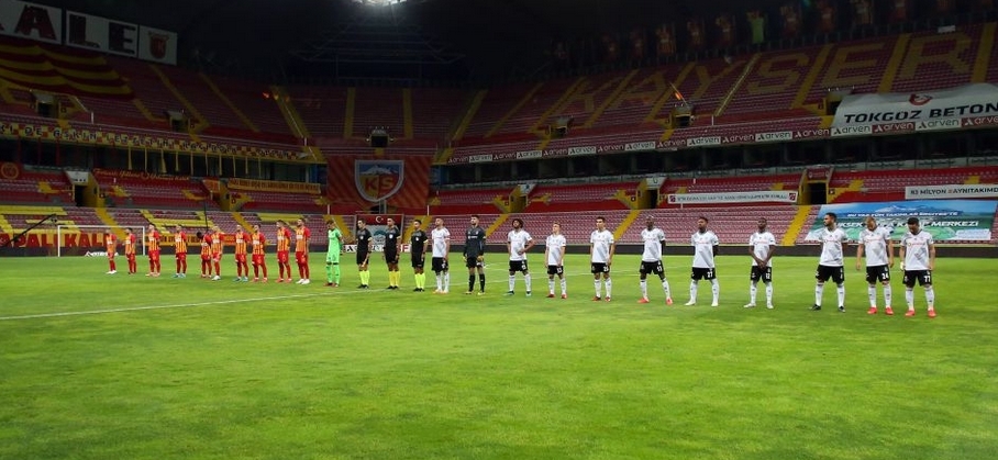 Kayserispor - Beşiktaş maçının ardından yazar görüşleri: "Necip'in çıkması yanlıştı" - Görsel 9