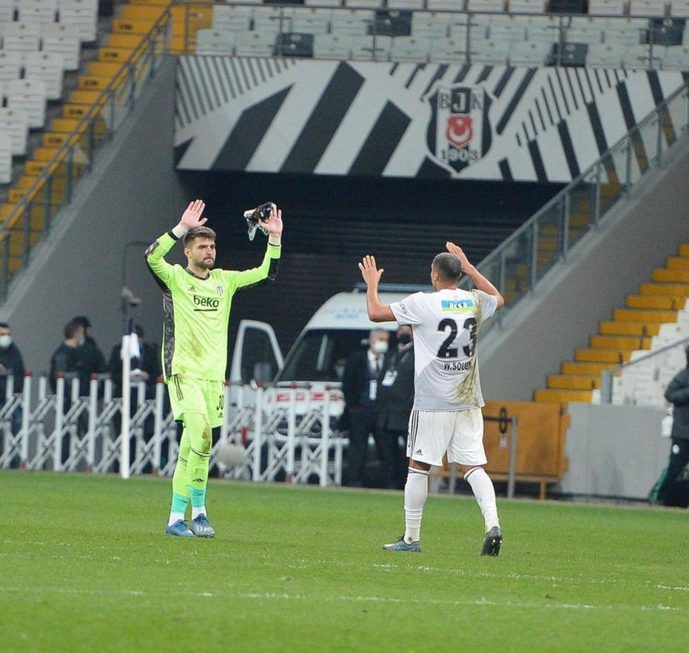 Beşiktaş, 72 dakika 10 kişi oynadığı Konyaspor maçında 3 puanı almayı bildi - Görsel 17