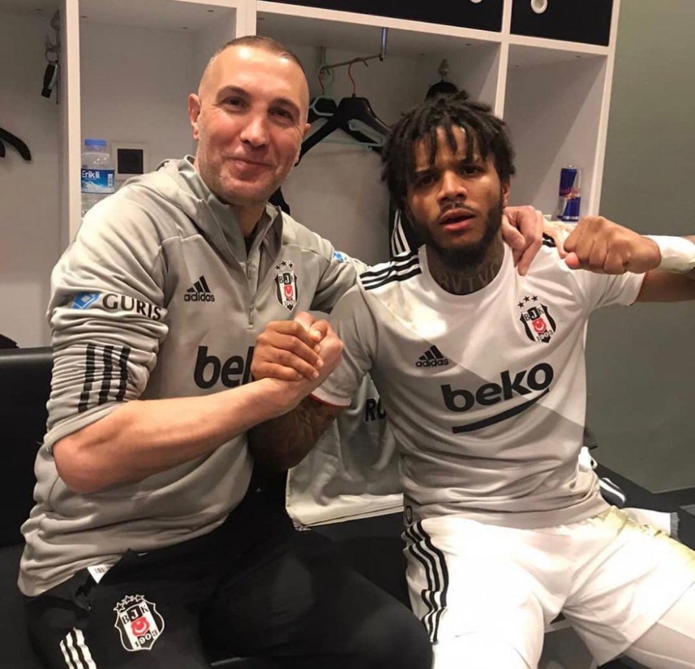 Beşiktaş, 72 dakika 10 kişi oynadığı Konyaspor maçında 3 puanı almayı bildi - Görsel 26