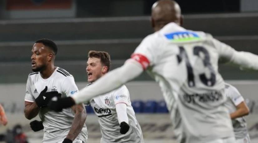 Başakşehir - Beşiktaş maçının ardından yazar görüşleri - Görsel 3