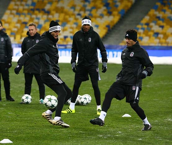 Kiev'de -7 derece soğuktaki antrenmandan kareler - Görsel 11