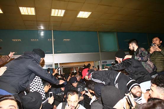 Beşiktaş Kiev'den İstanbul'a böyle döndü - Görsel 7