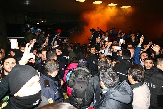 Beşiktaş Kiev'den İstanbul'a böyle döndü - Görsel 9