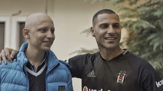 Quaresma ile tanışmak istiyordu, dileği gerçek oldu - Görsel 1