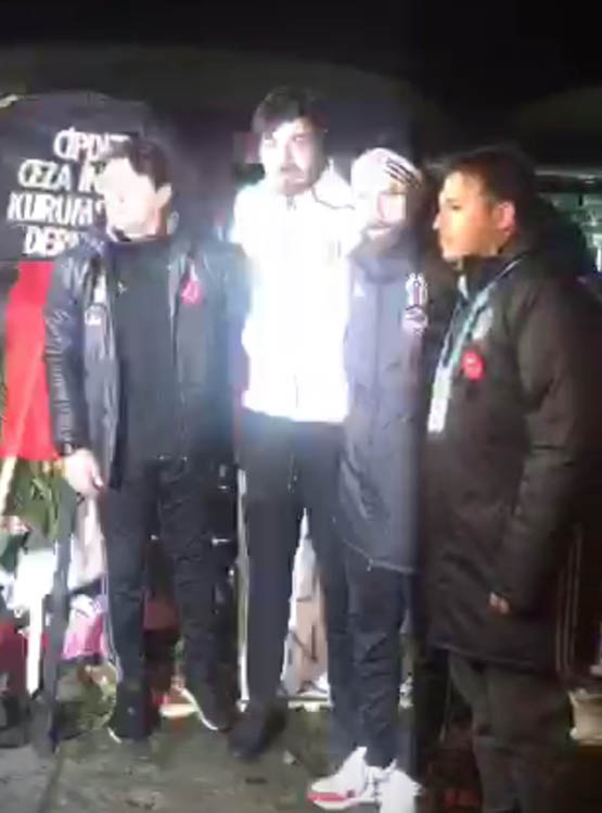 Olcay Şahan ve Tolga Zengin Şehitler Tepesi'ne gitti! - Görsel 4