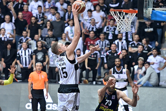Potada Derbi | Beşiktaş Sompo Japan: 76 - Fenerbahçe: 79 - Görsel 23